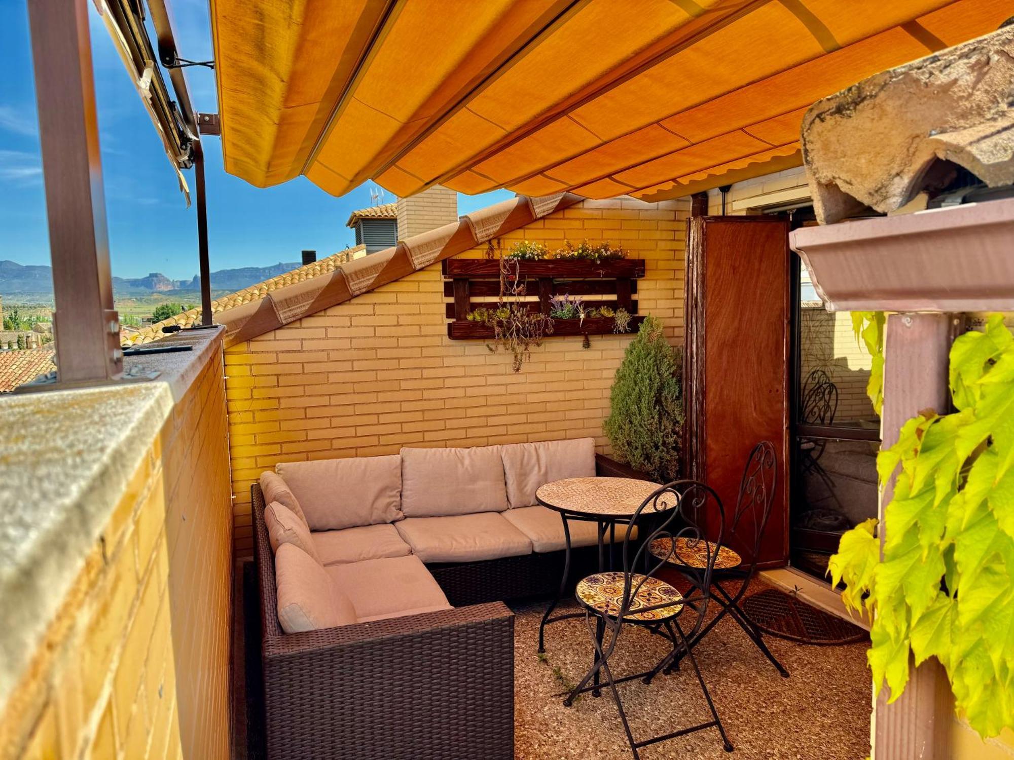 Atico Guara&Pirineos Apartment Huesca Bagian luar foto
